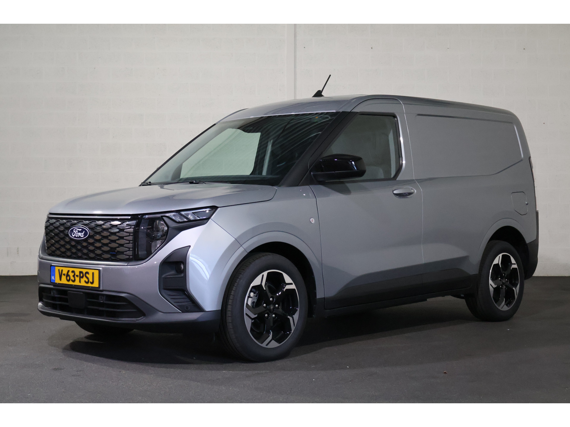 ford e-transit courier