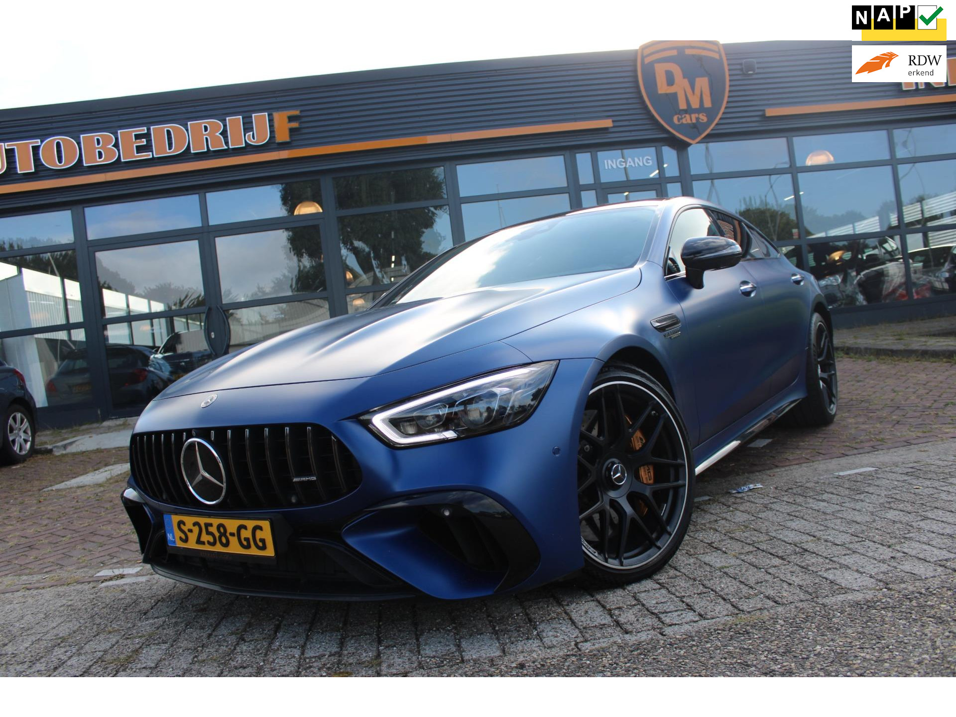 mercedes amg gt 4-door coupe